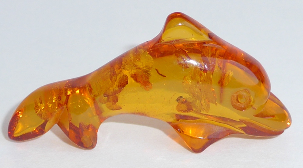 Bernsteinfigur Delfin