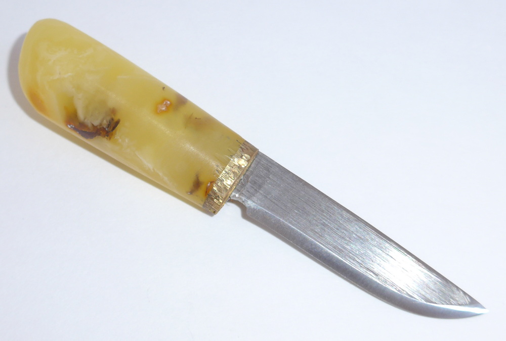 Kunstvolles Bernstein Messer kaufen