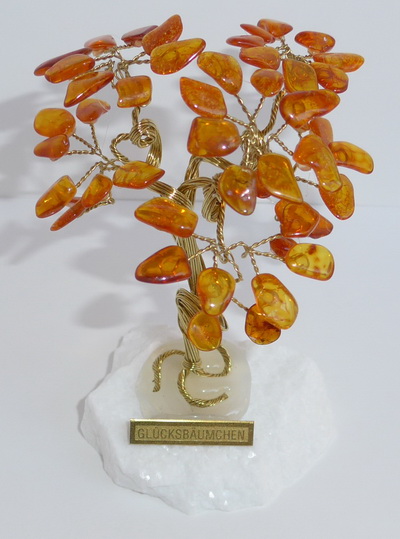 kleiner cognac farbener Bernstein Baum
